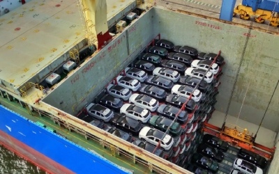 Leapmotor Finds a Workaround as China’s EV Export Boom Runs Into a Shipping Bottleneck