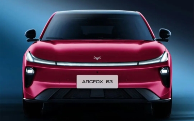 Arcfox Bets on a Low-Cost Battery-Swapping Sedan to Survive China's EV Shake-Out