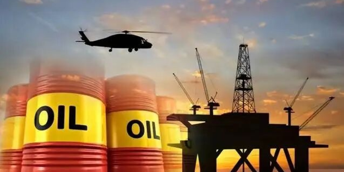 Oil Shock in the Middle East Could Rebalance China's Petrol-EV Debate