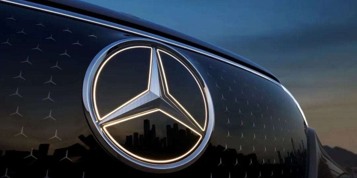 Mercedes' EQ Complaints Show How Hard Luxury EV Transitions Can Be