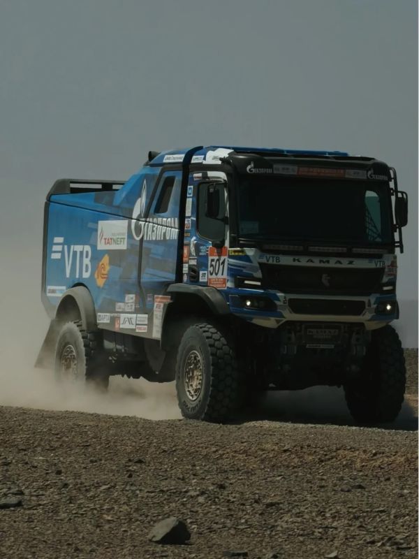 tak002