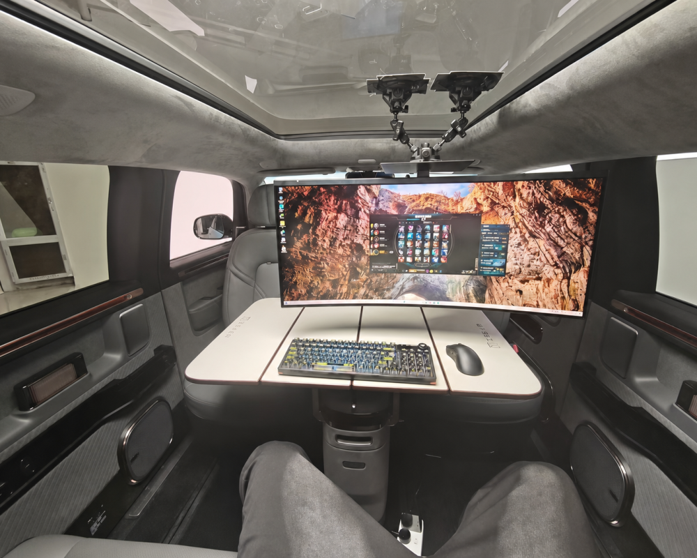 Gaming Rooms in Zeekr Mix